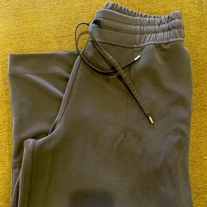 Size 12 Lululemon Soft Ambitions High Rise Crop